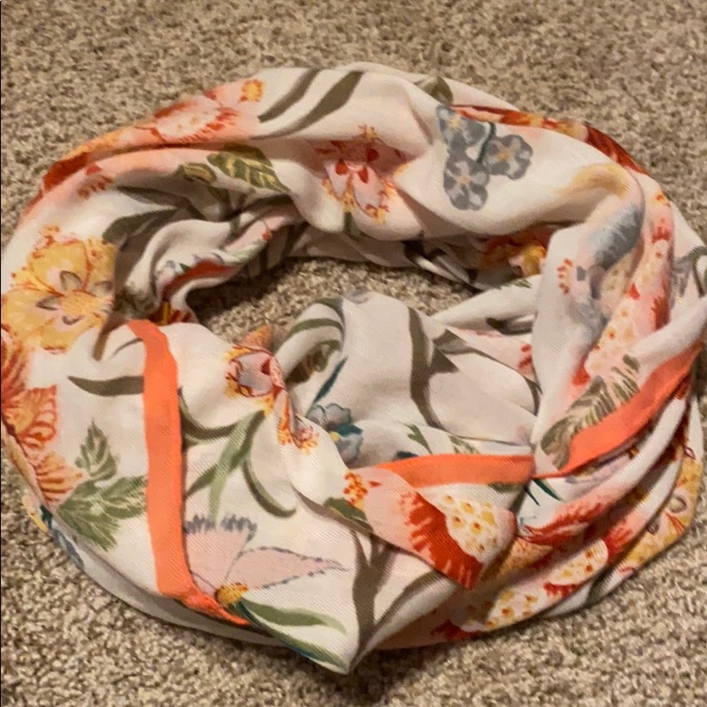 Loft infinity scarf